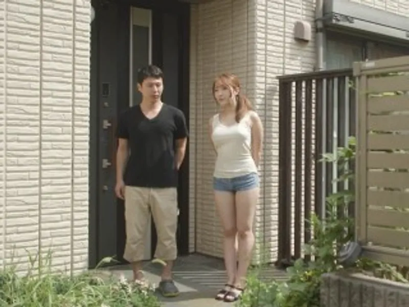 Nện cô người tình cũ thời thơ ấu